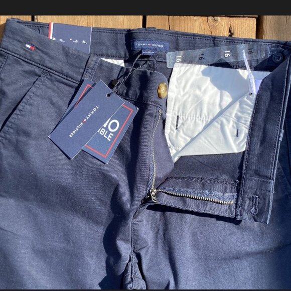 TOMMY HILFIGER Boys' Solid Chino Pants Size 16 Elastic adjustable waist - Picture 3 of 10